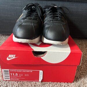 Nike Cortez Black/Metallic Gold-White Size 11.5